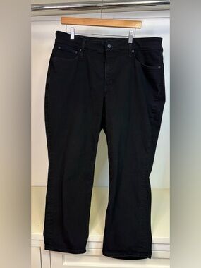 J. Crew Black Curvy Essential Straight-Leg Jeans sz 34